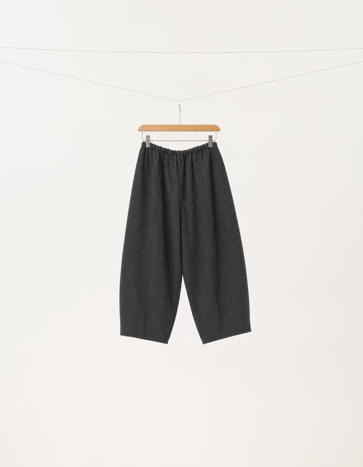 Relaxed Balloon Trousers