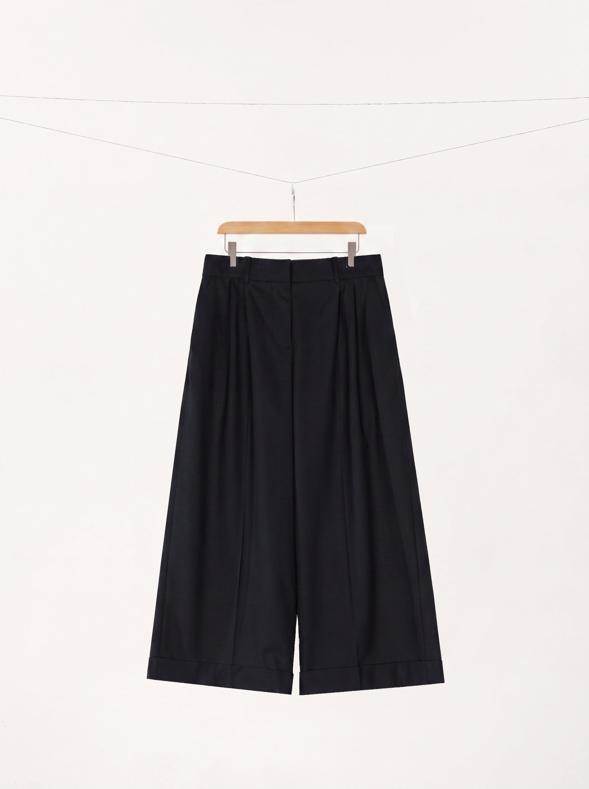 100% Virgin Wool Wide-leg Trousers
